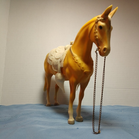Extremely RARE 1970 Breyer Palomino Western Horse w/Hump Original Metal Reins - Picture 12 of 16